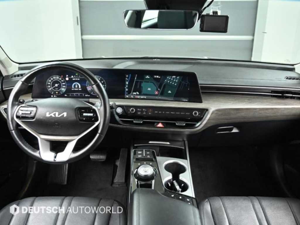 KIA K8 - Vista 10