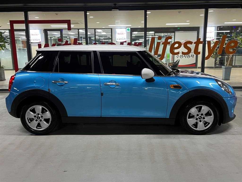 Mini Cooper - Vista 3