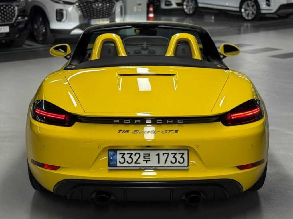 Porsche 718 - Vista 5