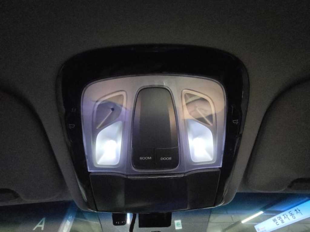 HYUNDAI Grandeur - Vista 9