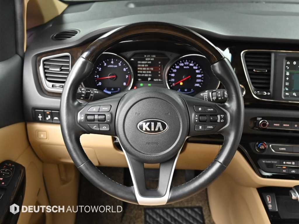 KIA Carnival 2019 - Importación desde Corea - HF Imports Iquique - Foto 13