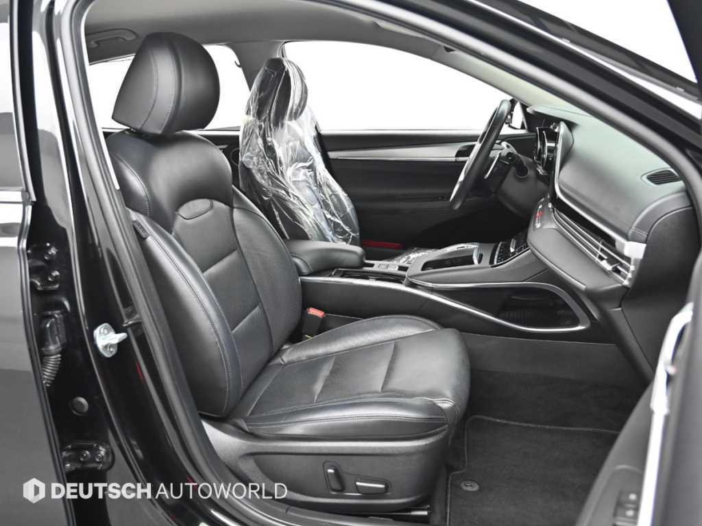 HYUNDAI Grandeur - Vista 10