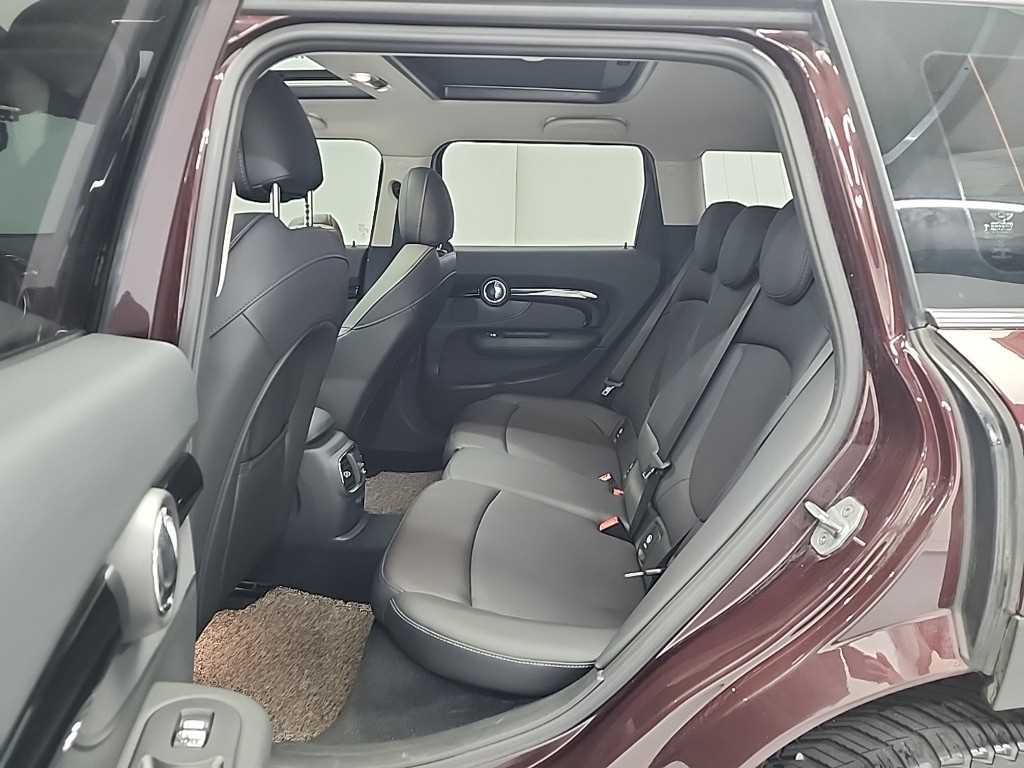 Mini Clubman - Vista 12