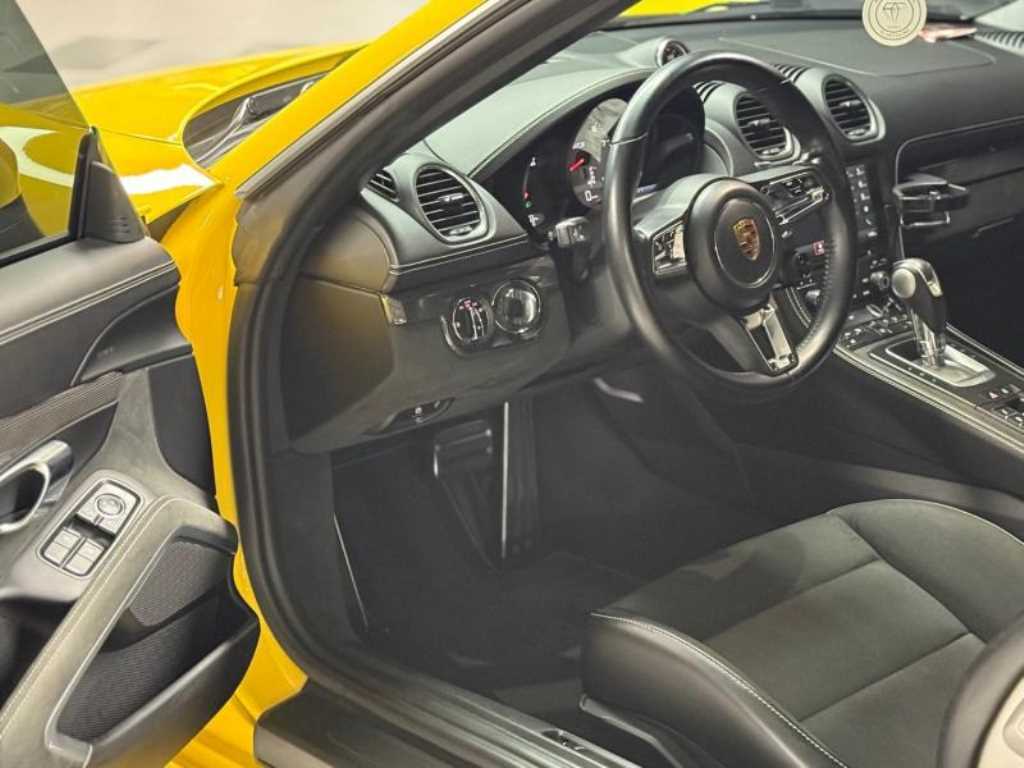 Porsche 718 - Vista 11