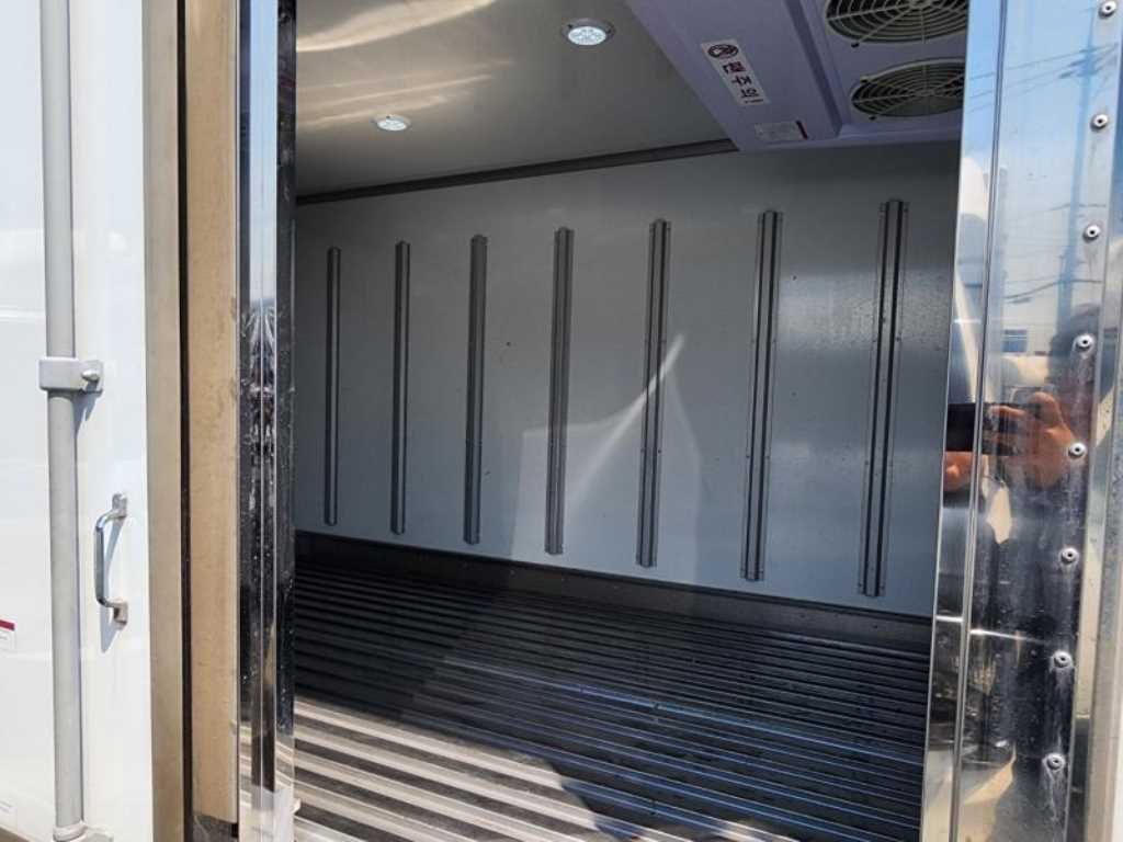 Small Truck Top_Frozen Top 2024 Blanco - Importación desde Corea - HF Imports Iquique - Foto 19