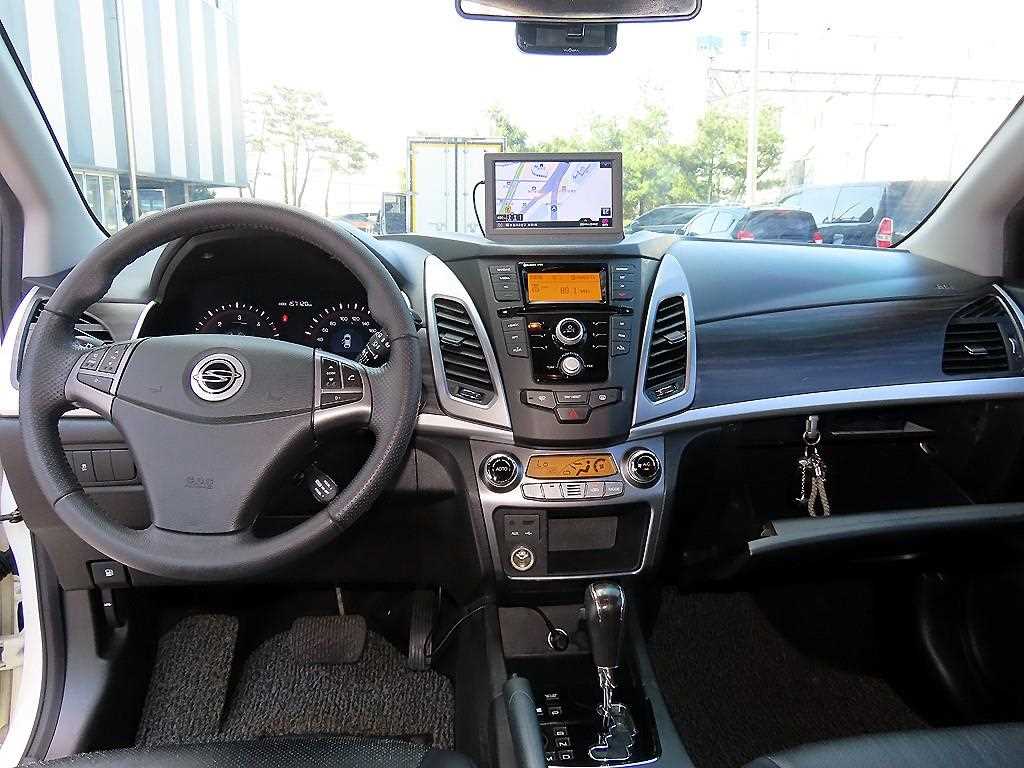 Ssangyong Korando - Vista 7