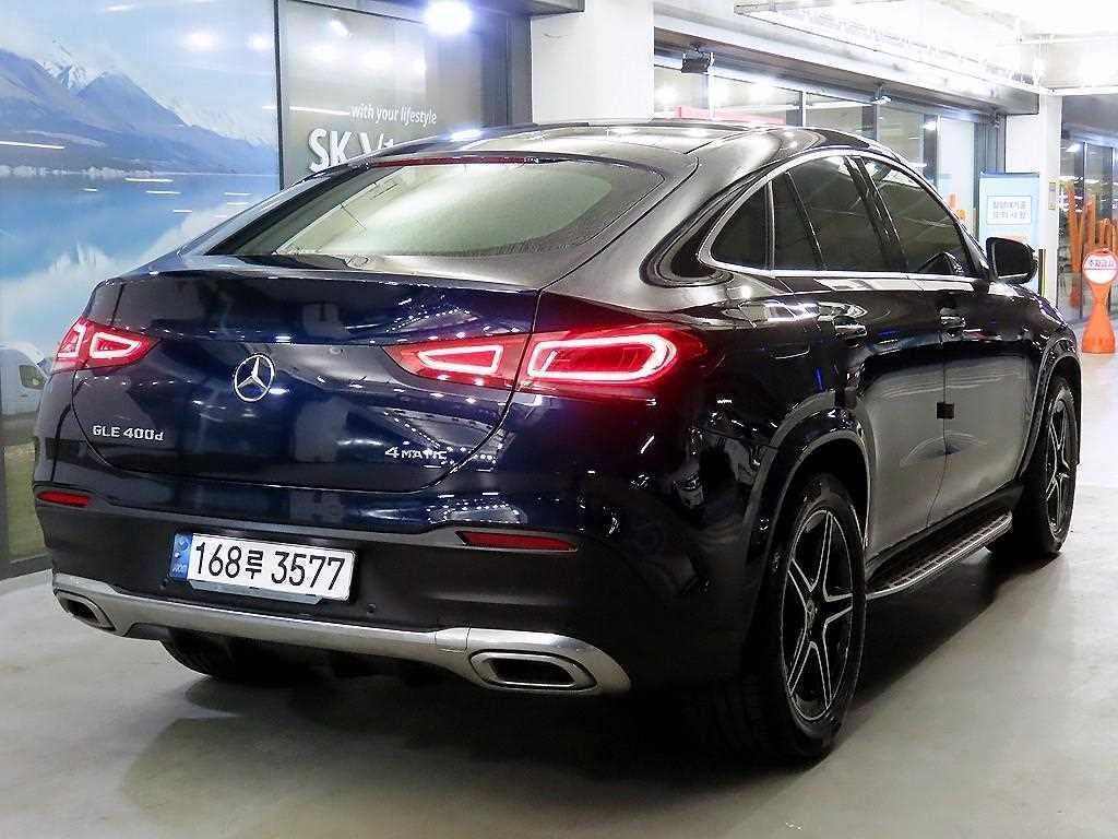 Mercedes Benz GLE Class - Vista 4