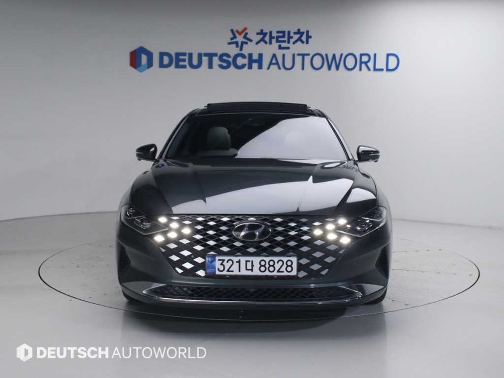 HYUNDAI Grandeur - Vista 2