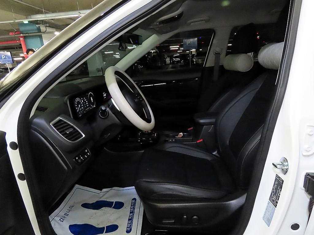 KIA Seltos - Vista 6