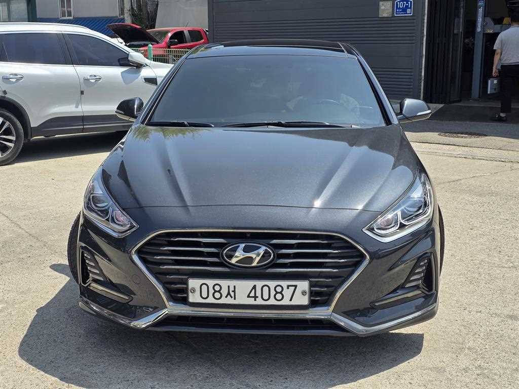 HYUNDAI Sonata - Vista 2