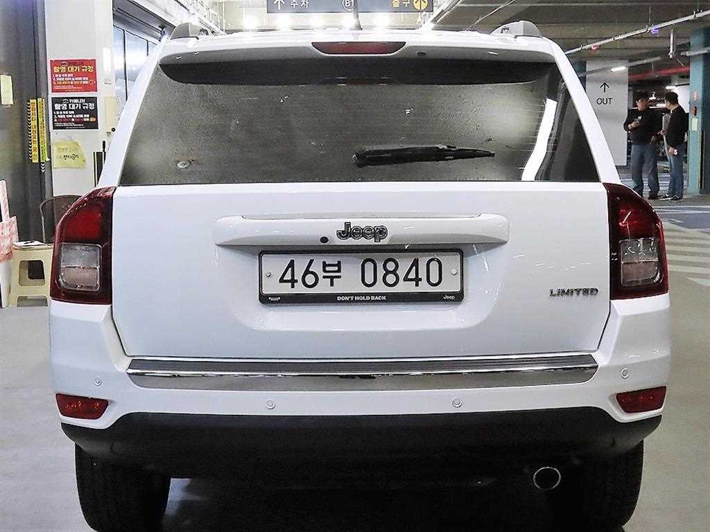 Jeep Compass - Vista 5