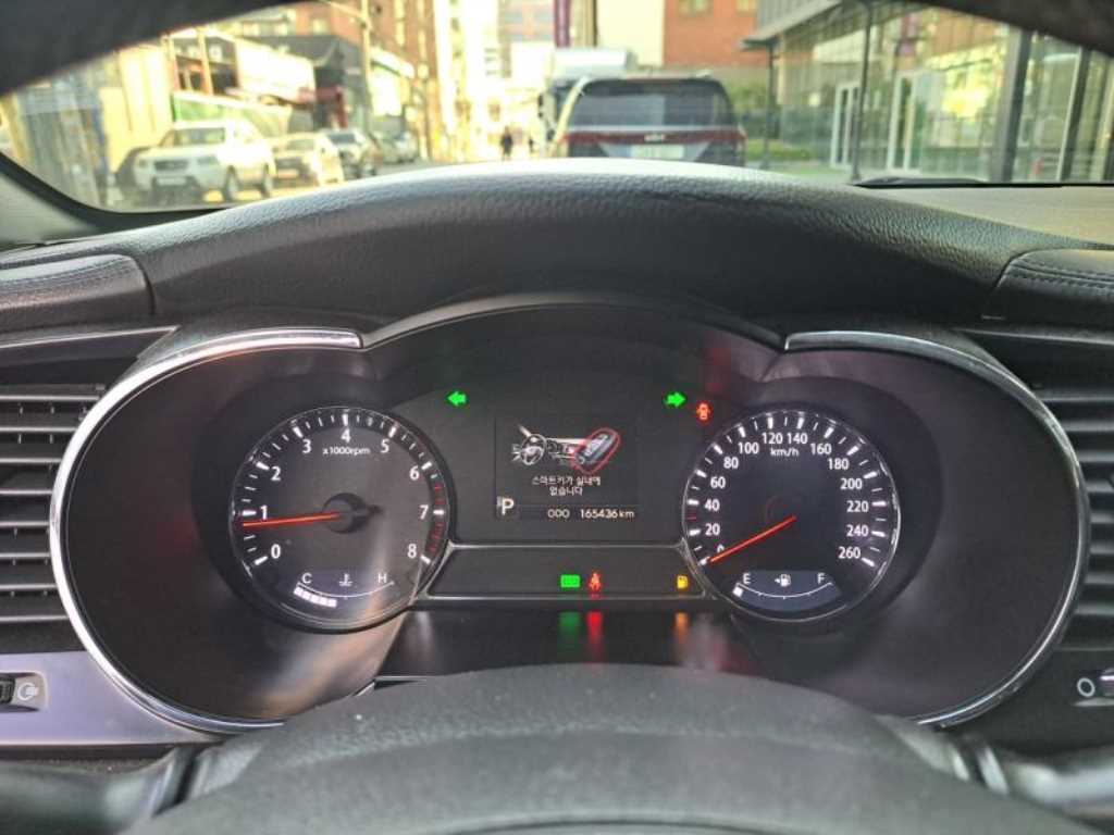 KIA K5 - Vista 5