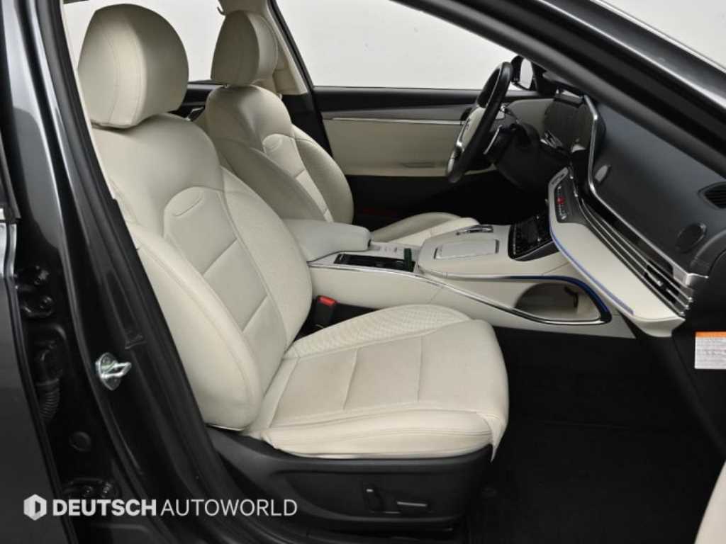HYUNDAI Grandeur - Vista 9