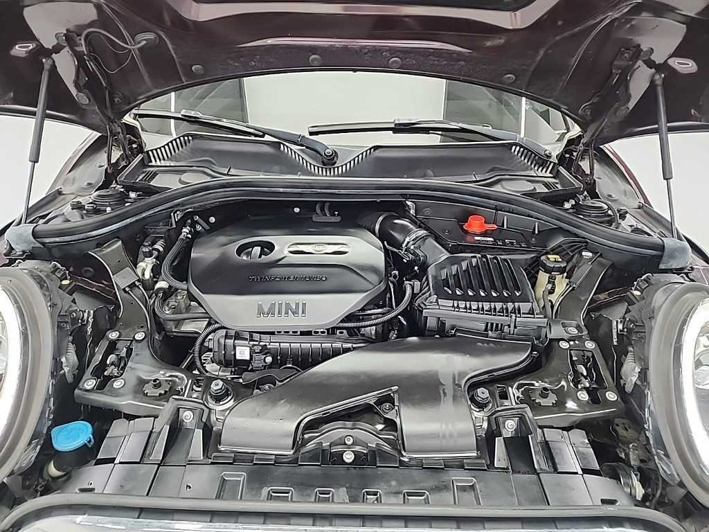 Mini Clubman - Vista 5