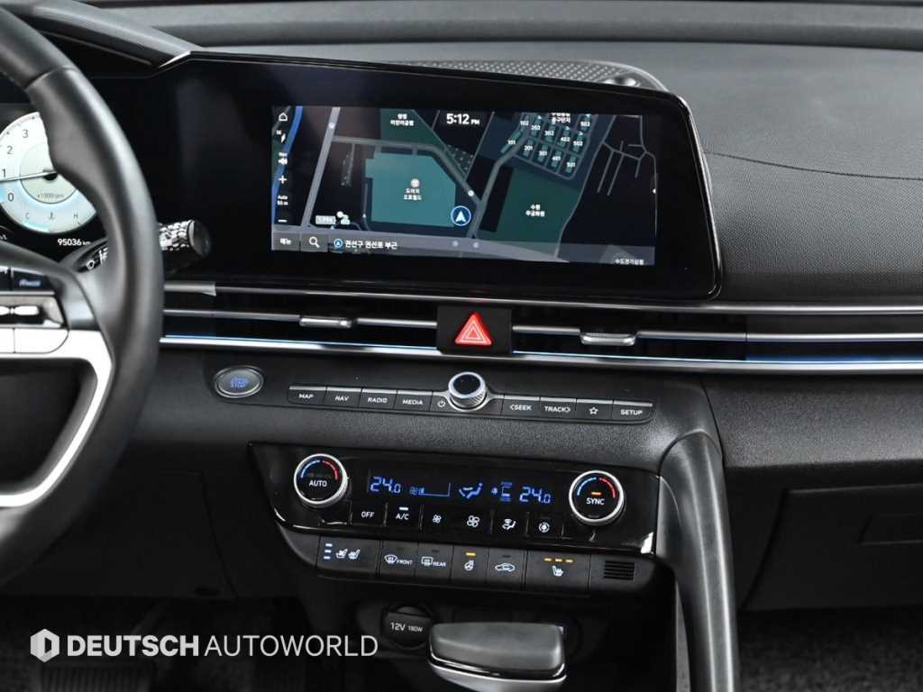 HYUNDAI Avante - Vista 8