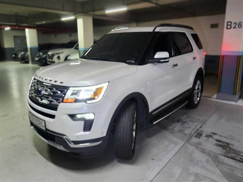 Ford Explorer - Vista 3