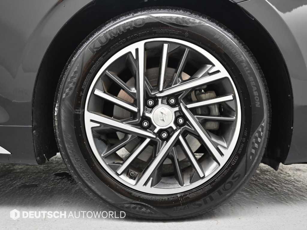 HYUNDAI Grandeur - Vista 5