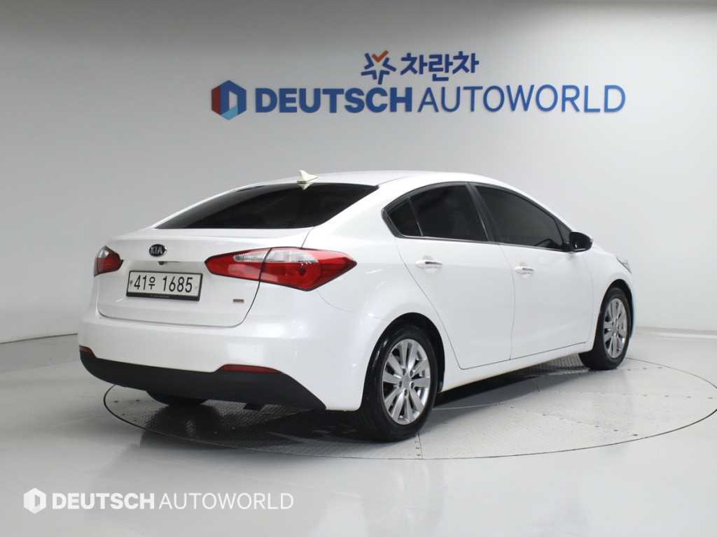 KIA K3 - Vista 2