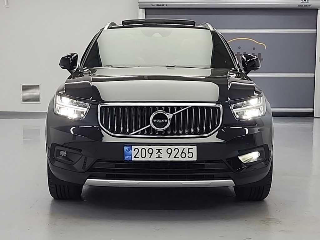 Volvo XC40 - Vista 2