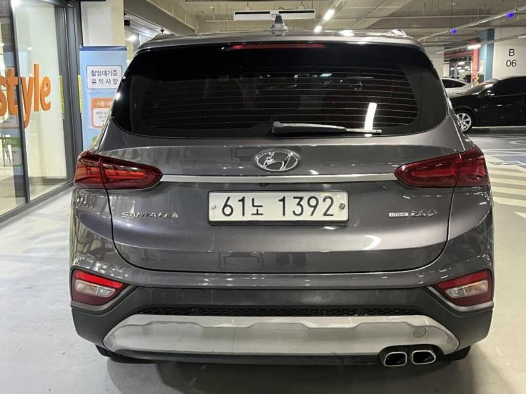 HYUNDAI Santa Fe - Vista 5