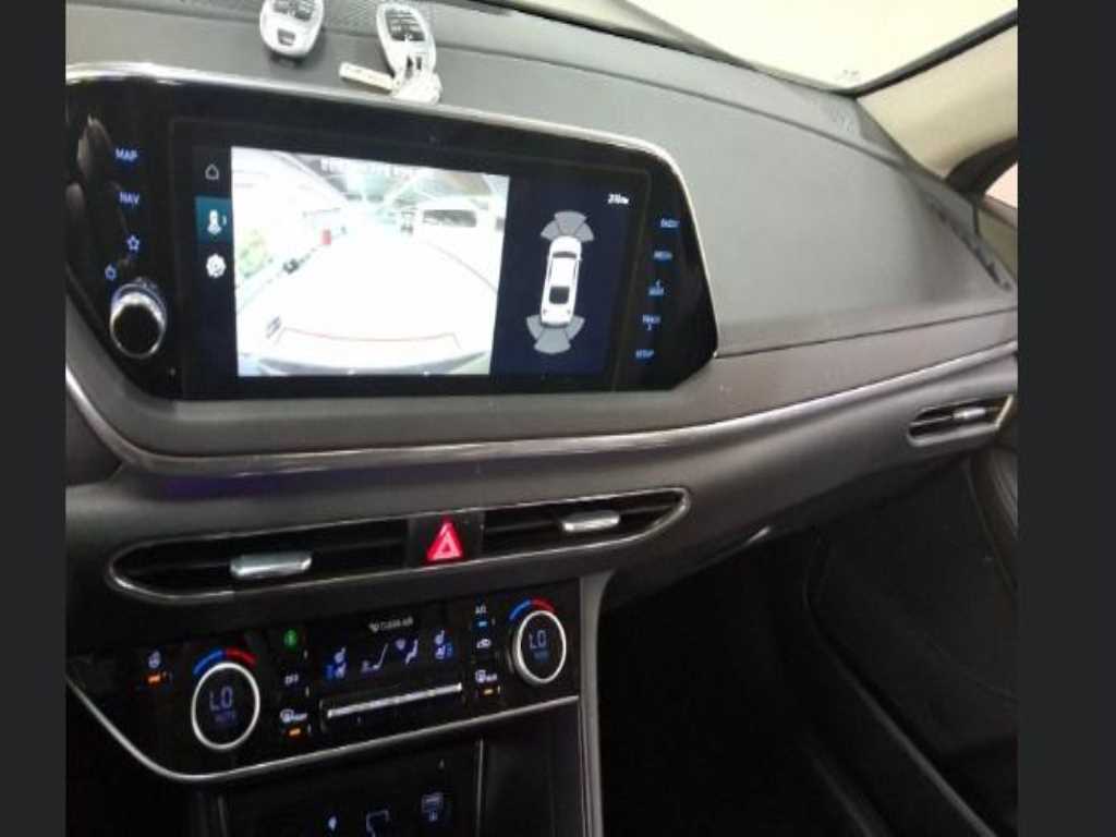 HYUNDAI Sonata - Vista 8