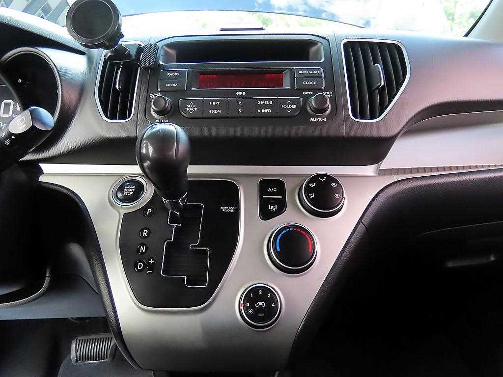 KIA Ray - Vista 10
