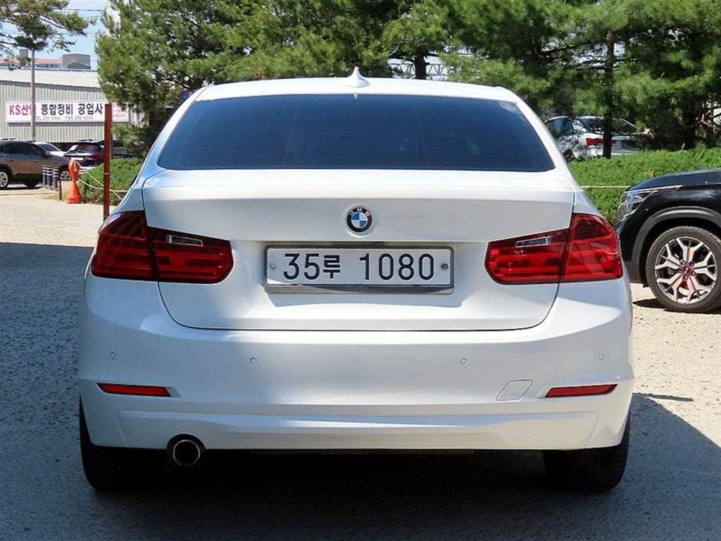 BMW 3 series - Vista 4