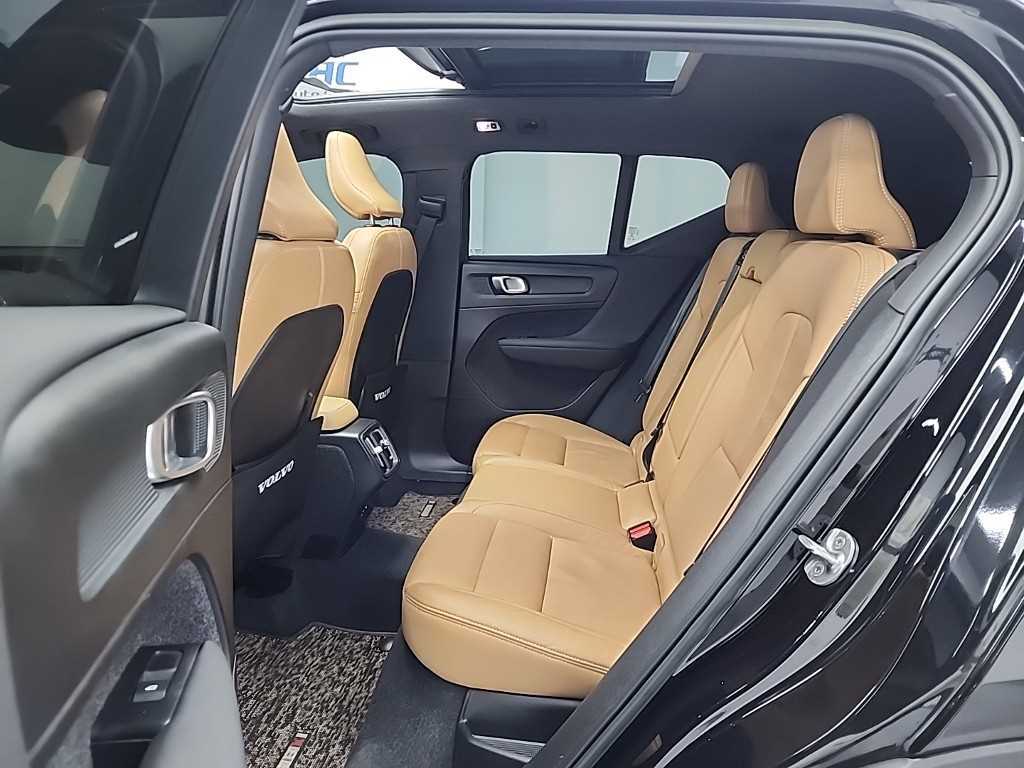 Volvo XC40 - Vista 12