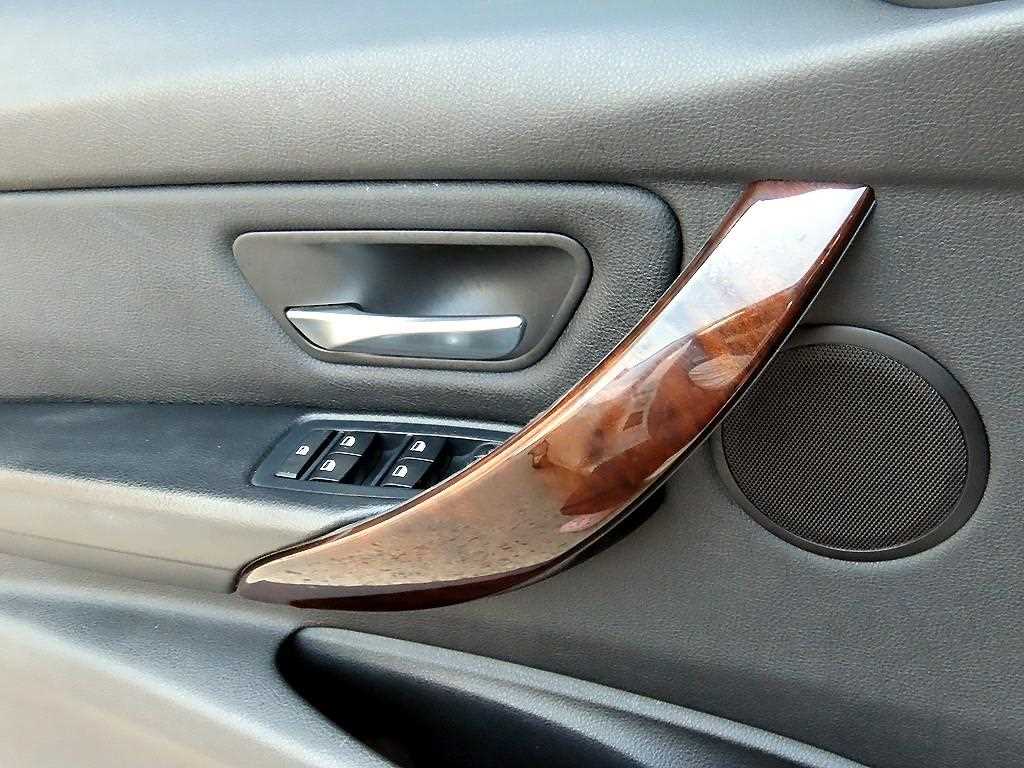 BMW 3 series - Vista 11