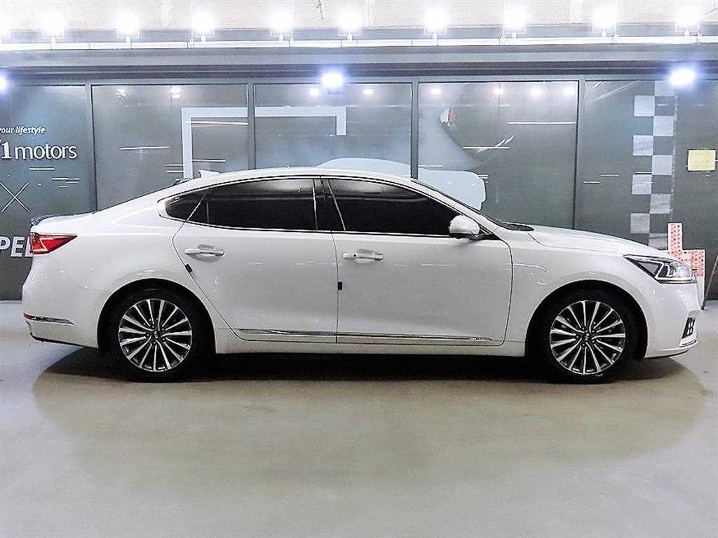 KIA K7 - Vista 3