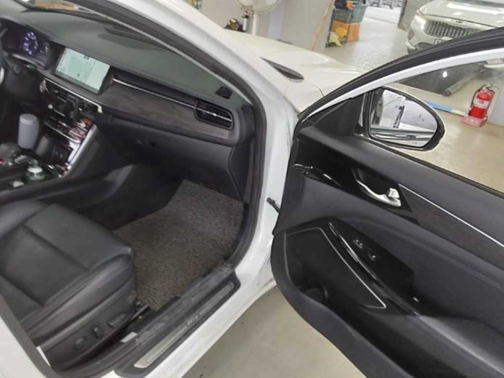 KIA K7 - Vista 7