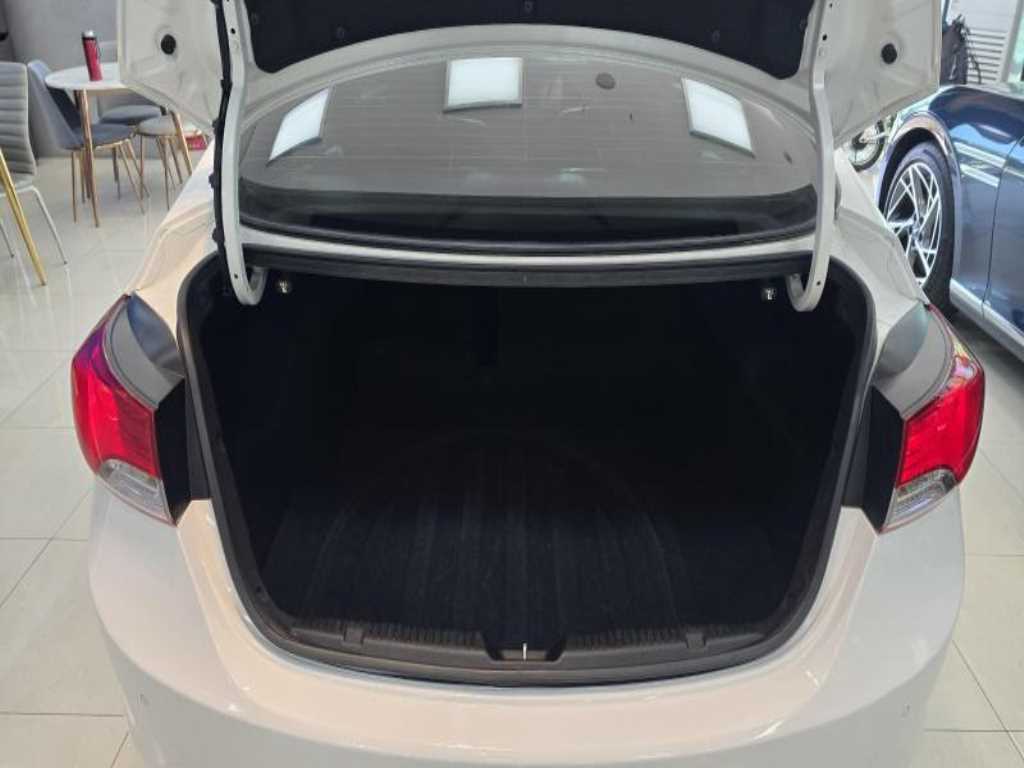 HYUNDAI Avante 2013 - Importación desde Corea - HF Imports Iquique - Foto 16