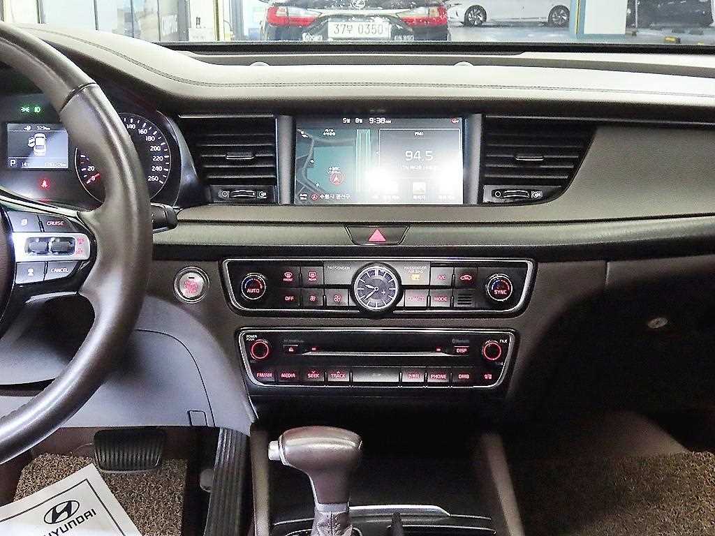 KIA K7 - Vista 11