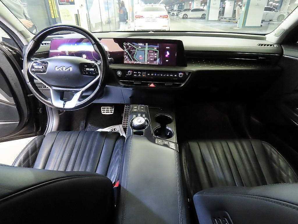 KIA K8 - Vista 10