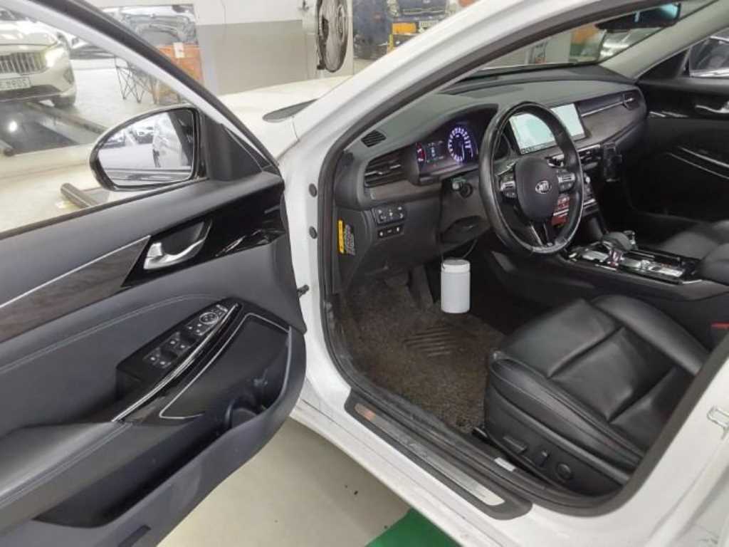 KIA K7 - Vista 3