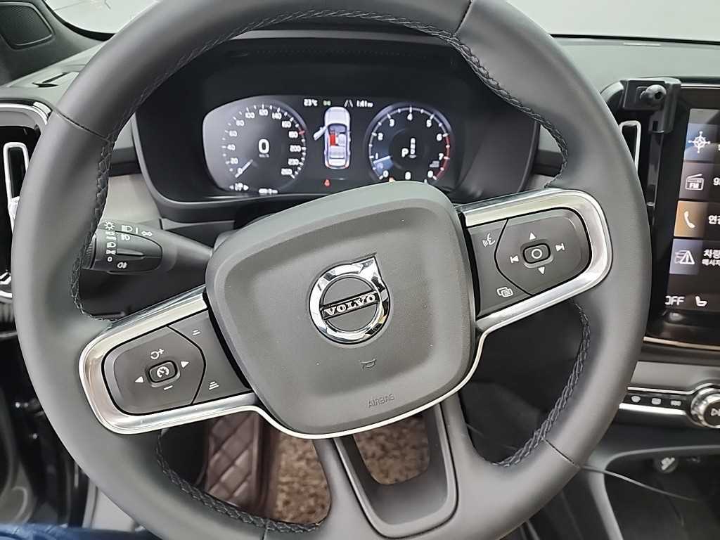 Volvo XC40 - Vista 9
