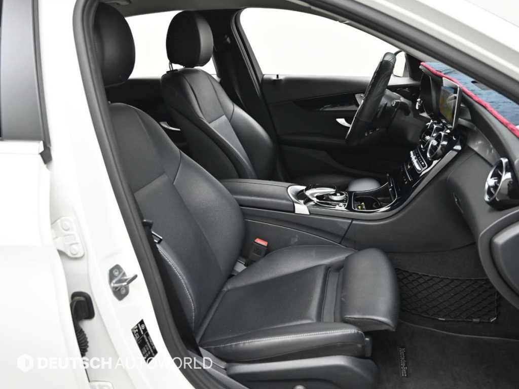 Mercedes Benz C Class - Vista 10