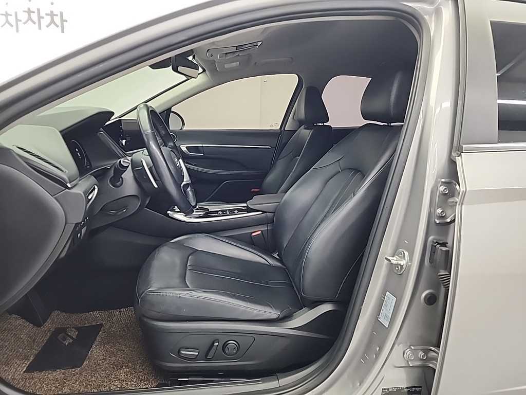 HYUNDAI Sonata - Vista 11