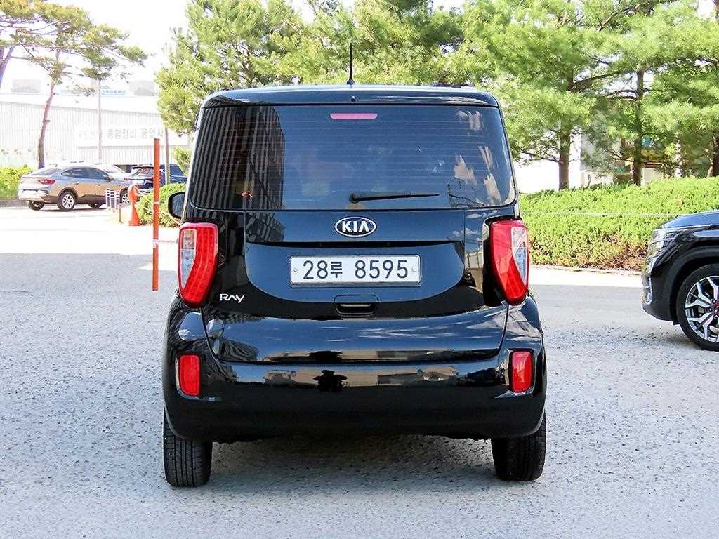 KIA Ray - Vista 4