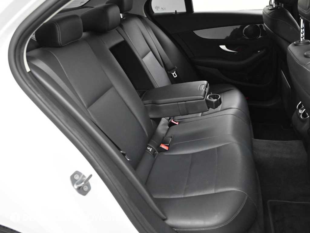 Mercedes Benz C Class - Vista 12