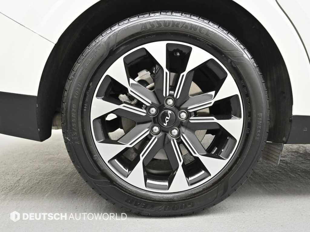 KIA Carnival - Vista 5