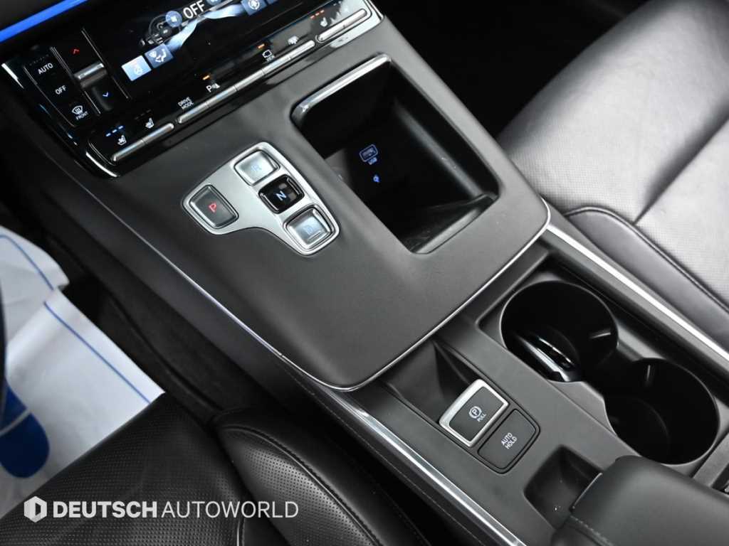 HYUNDAI Grandeur - Vista 9