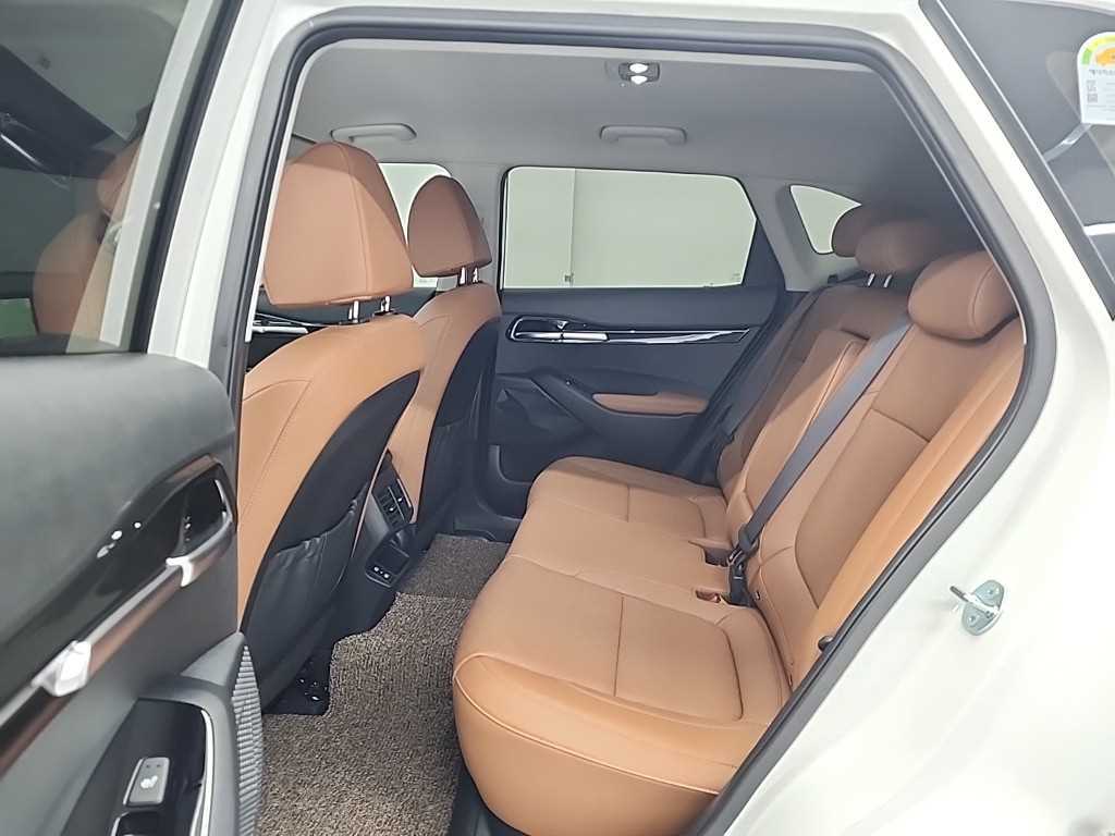 KIA Seltos - Vista 12