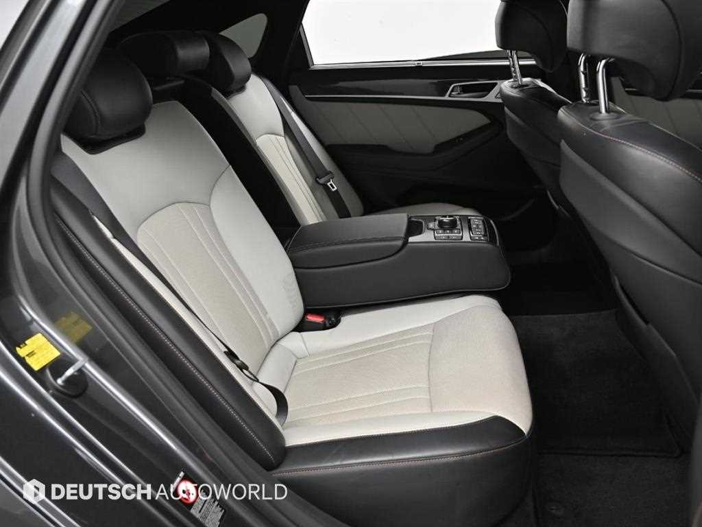 Genesis G80 - Vista 12