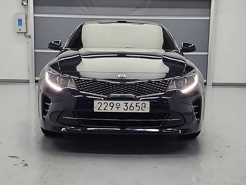 KIA K5 - Vista 2