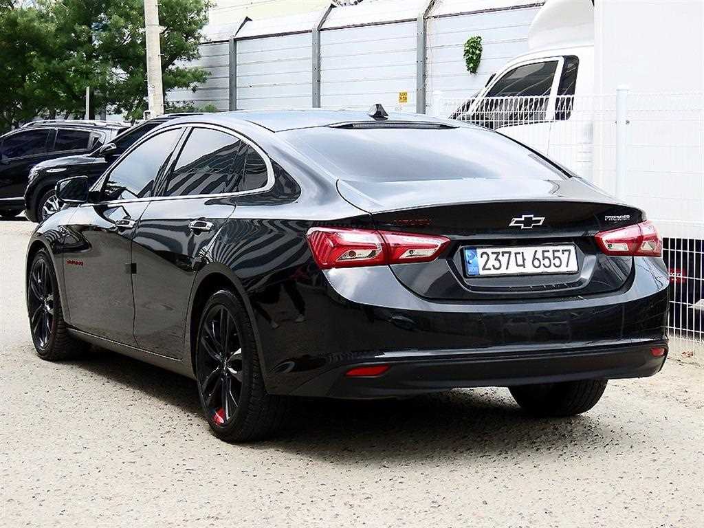 Chevrolet Malibu - Vista 3