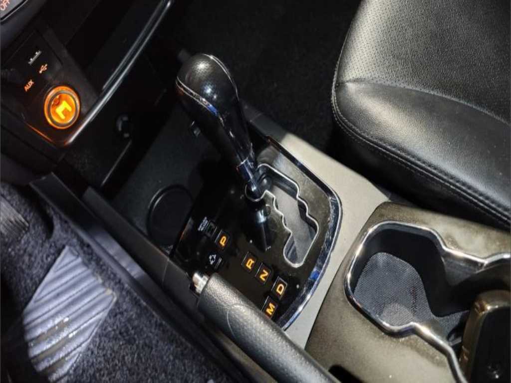 Ssangyong Korando - Vista 3