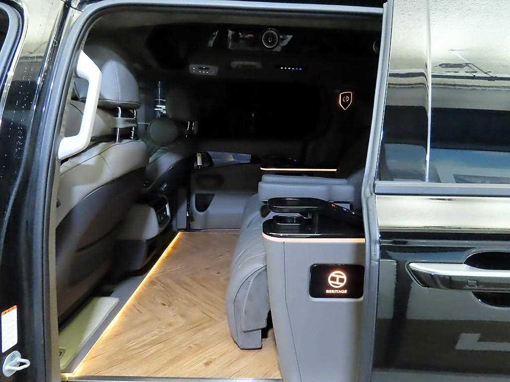 KIA Carnival - Vista 7