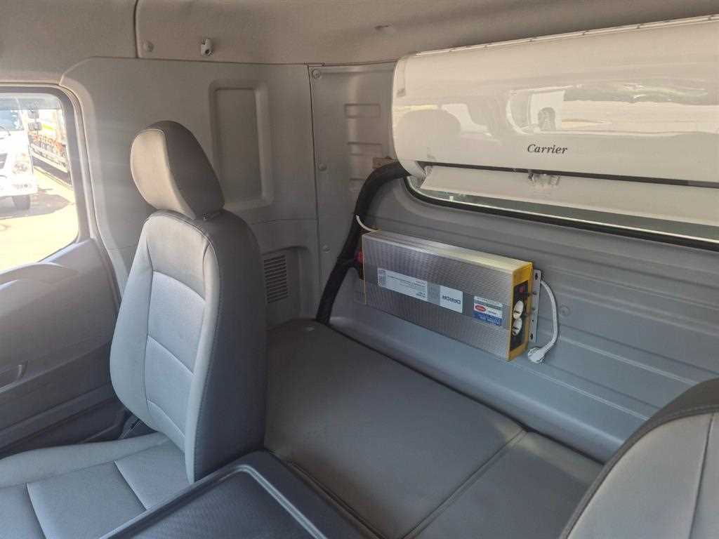 medium and large cargo truck 2023 Blanco - Importación desde Corea - HF Imports Iquique - Foto 16