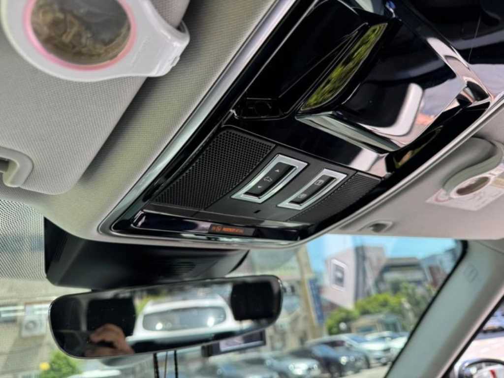 Land Rover Range Rover - Vista 6